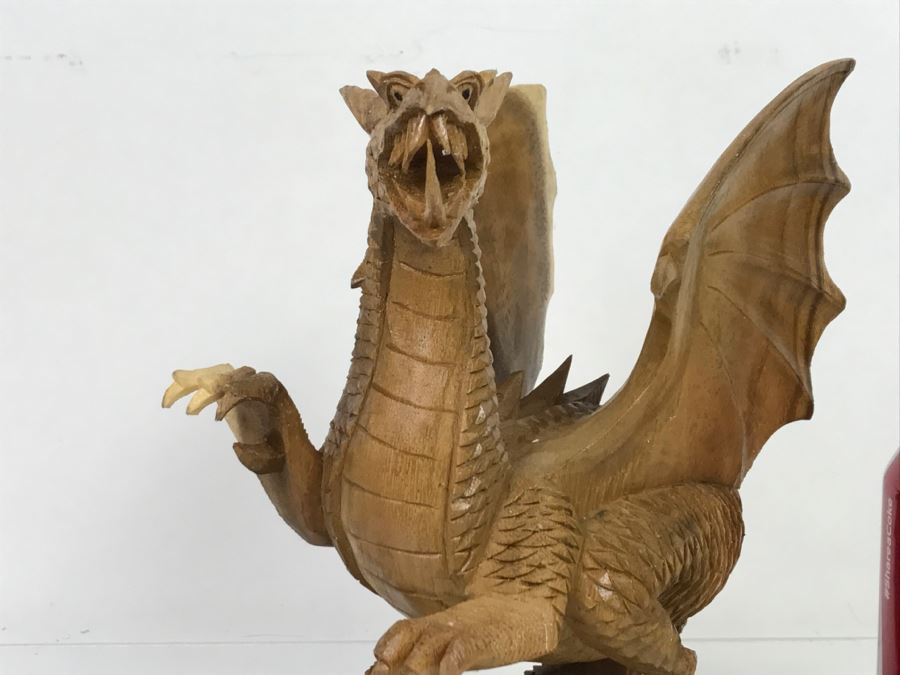 CCI Comic-Con International Art Show Well Executed Wooden Carved Dragon By Laura And Paul Bernier Out Of Twin Lakes CO [Photo 31]