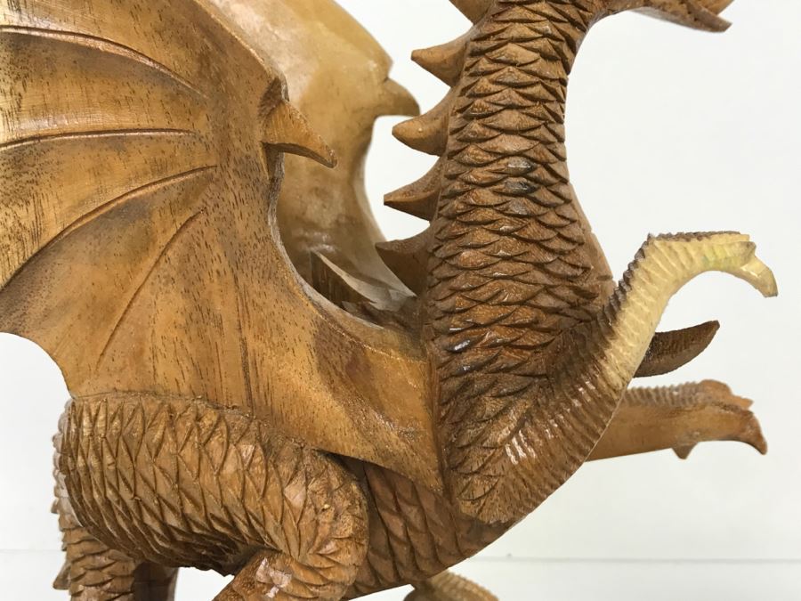 CCI Comic-Con International Art Show Well Executed Wooden Carved Dragon By Laura And Paul Bernier Out Of Twin Lakes CO [Photo 15]