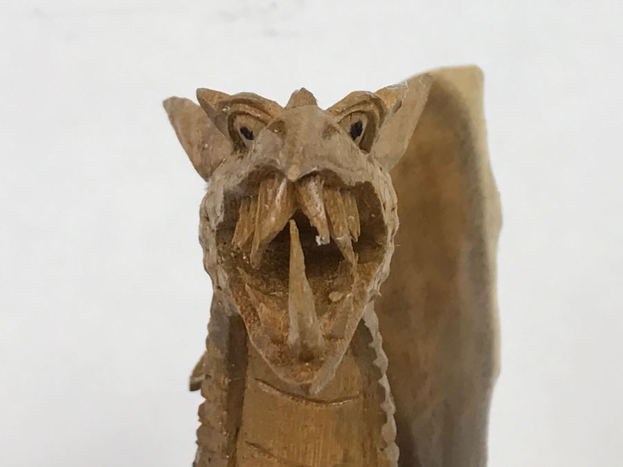 CCI Comic-Con International Art Show Well Executed Wooden Carved Dragon By Laura And Paul Bernier Out Of Twin Lakes CO [Photo 34]