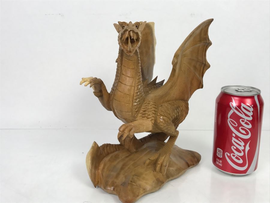 CCI Comic-Con International Art Show Well Executed Wooden Carved Dragon By Laura And Paul Bernier Out Of Twin Lakes CO [Photo 32]