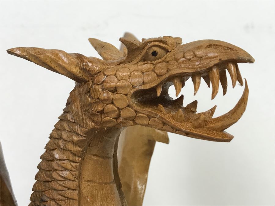 CCI Comic-Con International Art Show Well Executed Wooden Carved Dragon By Laura And Paul Bernier Out Of Twin Lakes CO [Photo 7]