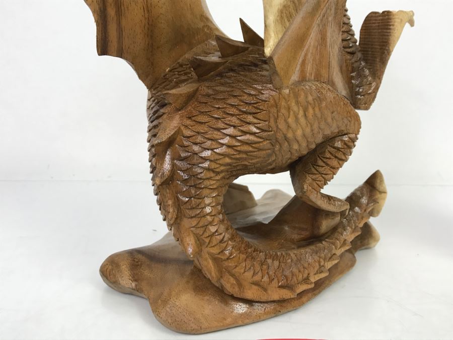 CCI Comic-Con International Art Show Well Executed Wooden Carved Dragon By Laura And Paul Bernier Out Of Twin Lakes CO [Photo 19]