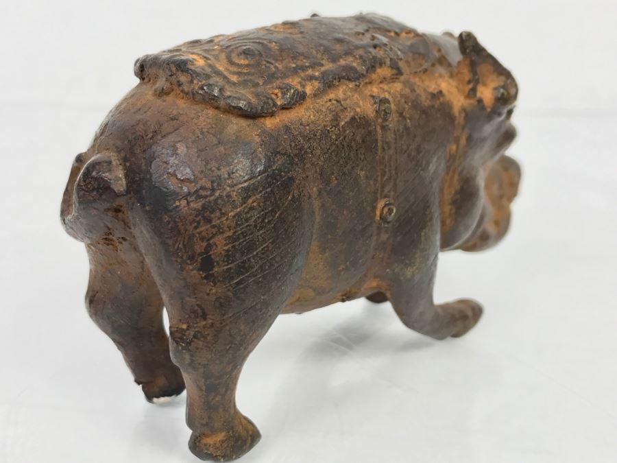 Old Metal Pig Sculpture Appears To Have Golden Tone Underneath 327g [Photo 15]