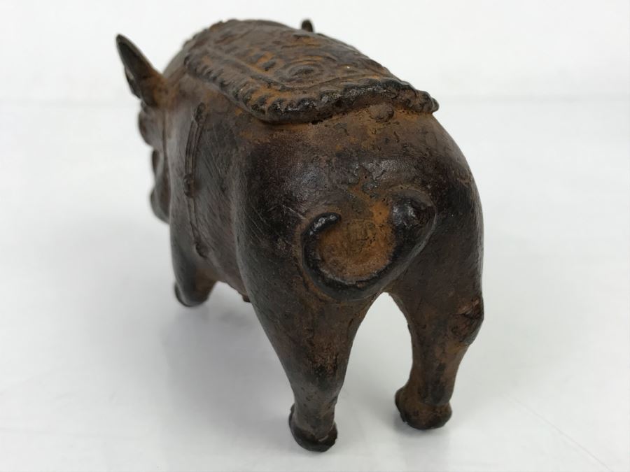 Old Metal Pig Sculpture Appears To Have Golden Tone Underneath 327g [Photo 13]