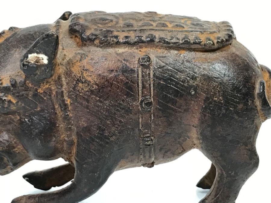 Old Metal Pig Sculpture Appears To Have Golden Tone Underneath 327g [Photo 31]