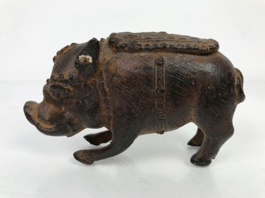 Old Metal Pig Sculpture Appears To Have Golden Tone Underneath 327g [Photo 9]