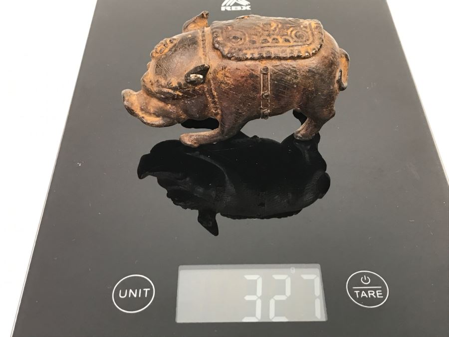 Old Metal Pig Sculpture Appears To Have Golden Tone Underneath 327g [Photo 6]