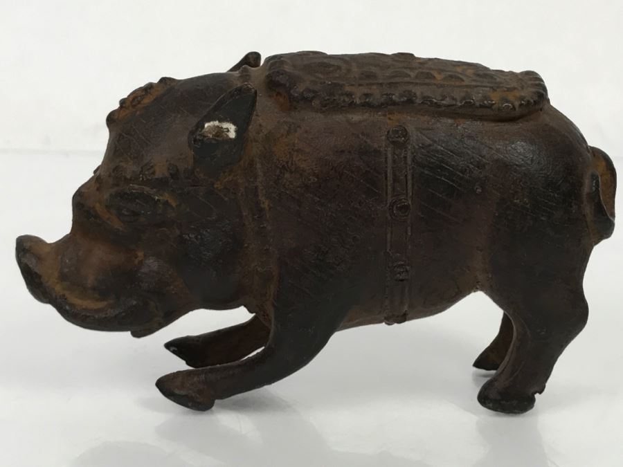 Old Metal Pig Sculpture Appears To Have Golden Tone Underneath 327g [Photo 30]