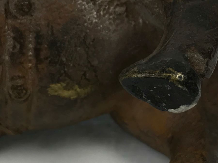 Old Metal Pig Sculpture Appears To Have Golden Tone Underneath 327g [Photo 33]