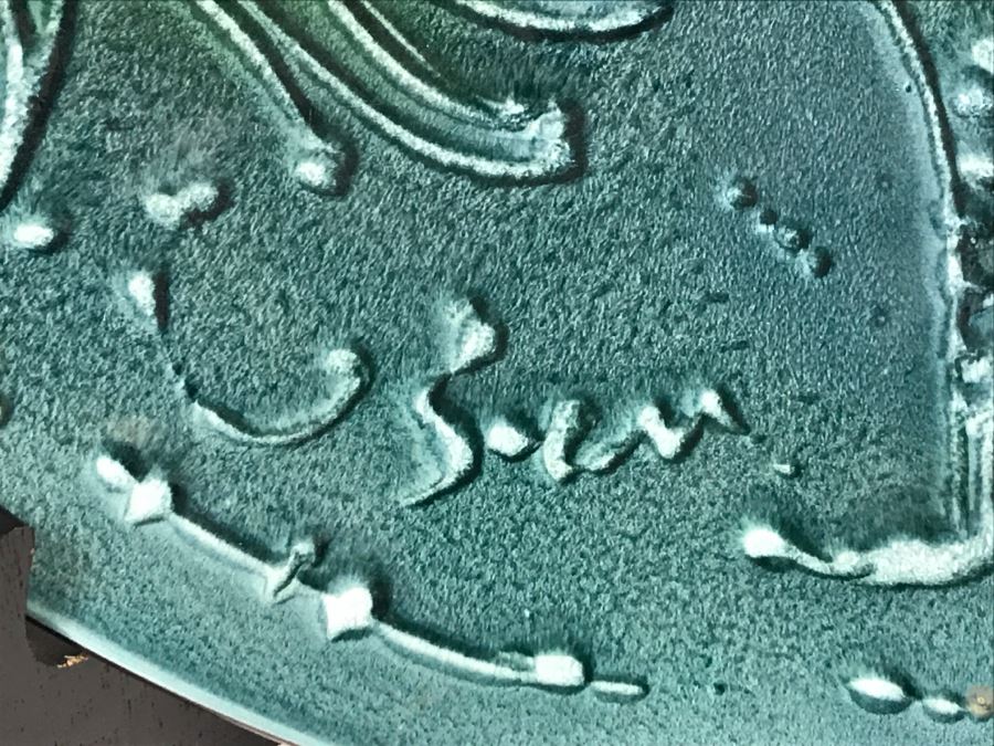 Large Porcelain Charger Plate Of Hybrid Rooster With Human Face (Stand Not Included) [Photo 7]