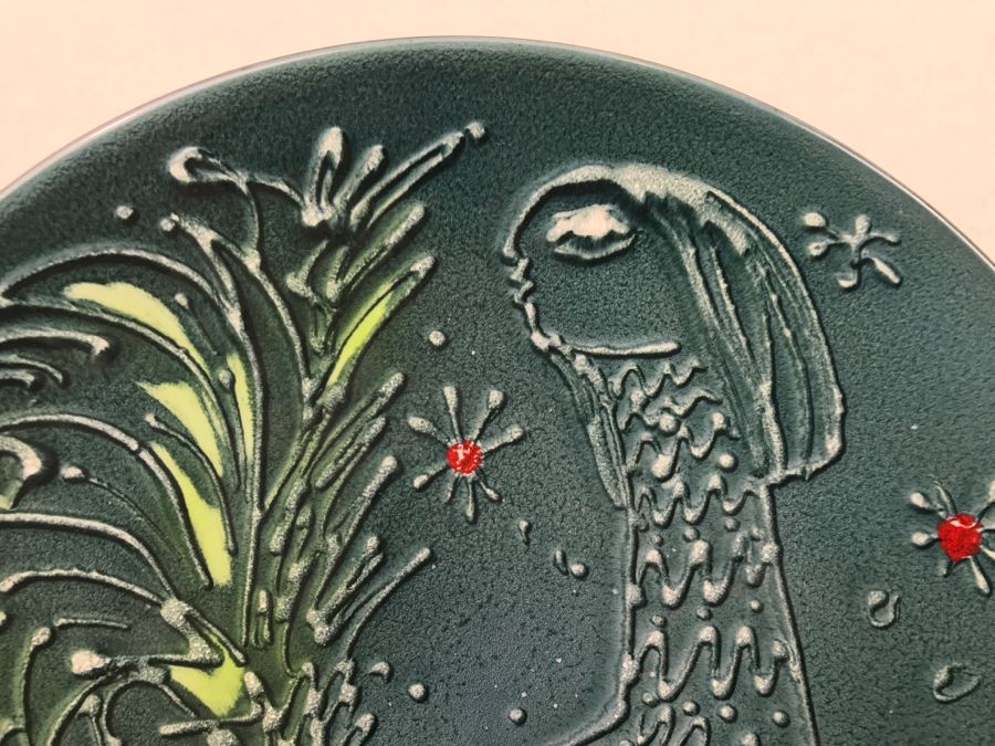 Large Porcelain Charger Plate Of Hybrid Rooster With Human Face (Stand Not Included) [Photo 3]