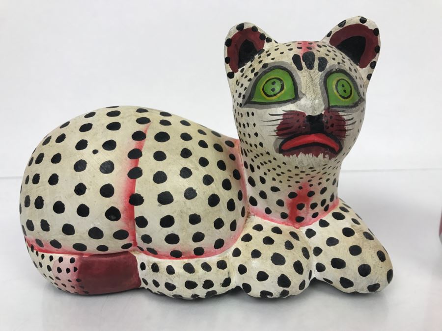 Hand Painted Cat Made In Indonesia [Photo 4]