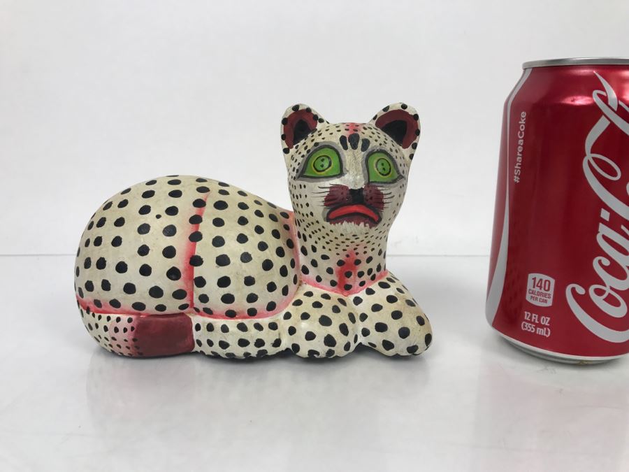 Hand Painted Cat Made In Indonesia [Photo 1]