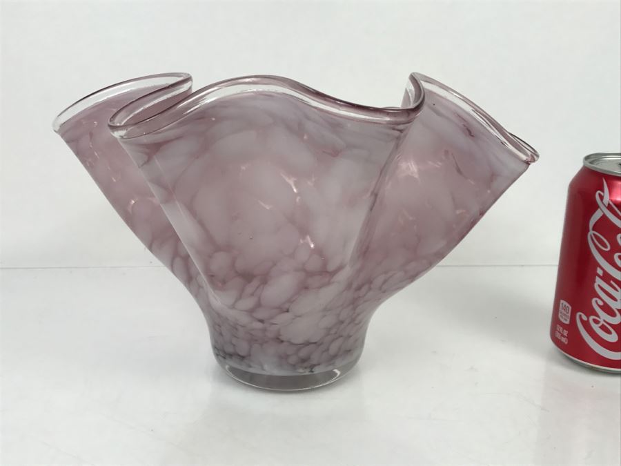 Pink Fluted Art Glass [Photo 7]