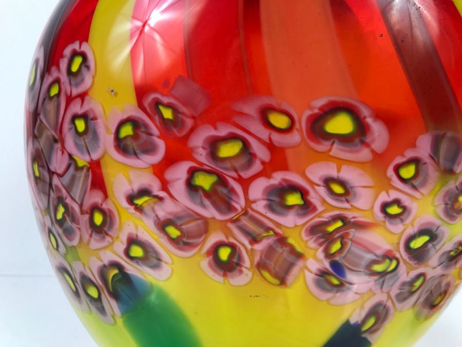 Colorful Millefiori Style Glass Vase [Photo 3]