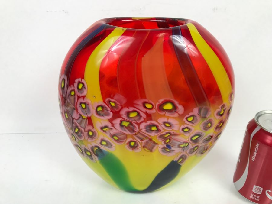 Colorful Millefiori Style Glass Vase [Photo 2]