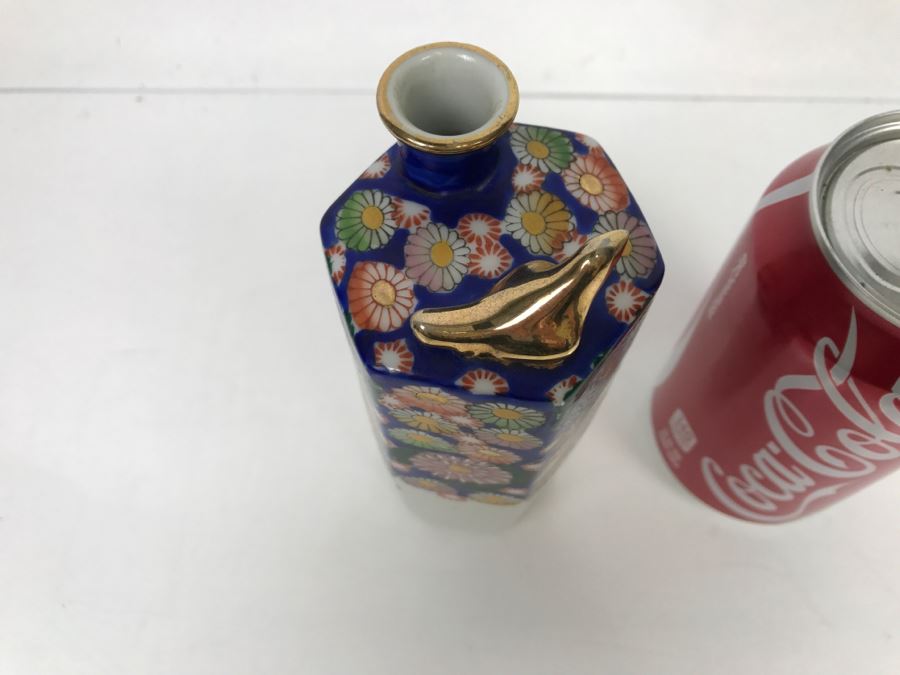 Signed Hand Painted Japanese Vase [Photo 10]