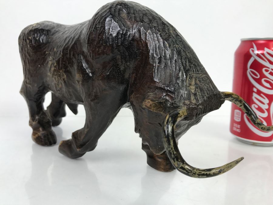 Vintage Wooden Carved Bull Sculpture [Photo 2]