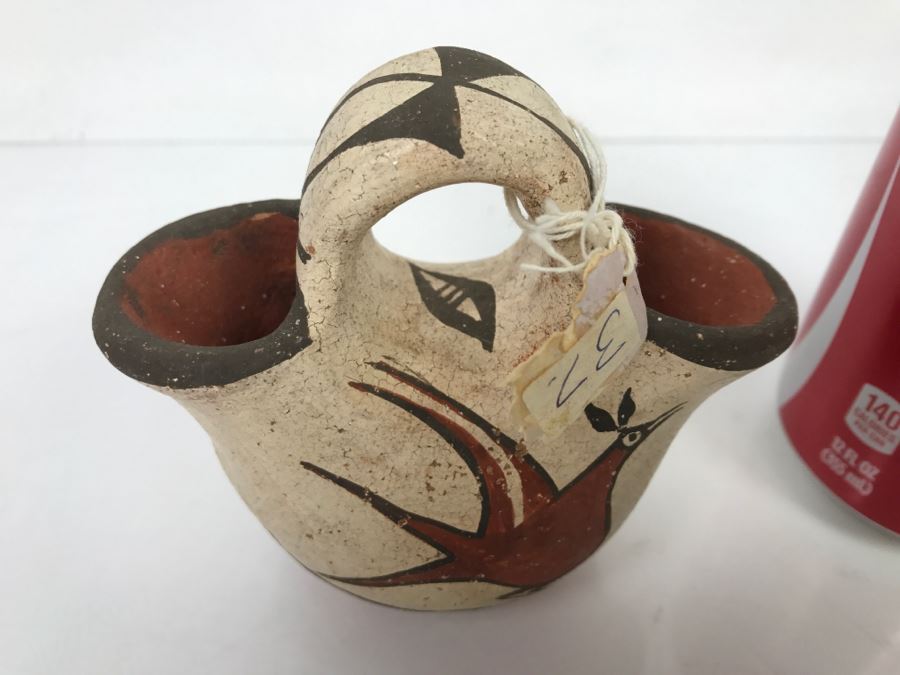 Vintage Zia Pueblo Pottery Wedding Vase Pot [Photo 9]