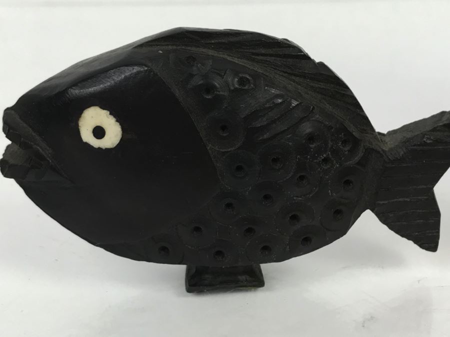Small Carved Wooden Fish [Photo 5]