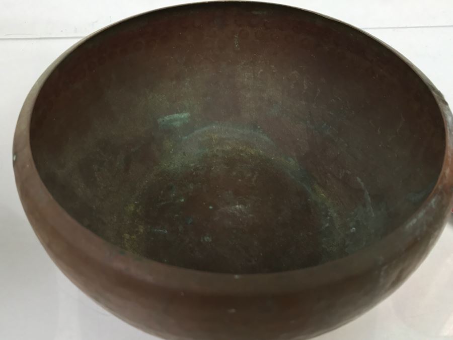 Pair Of Vintage Copper Bowls [Photo 8]