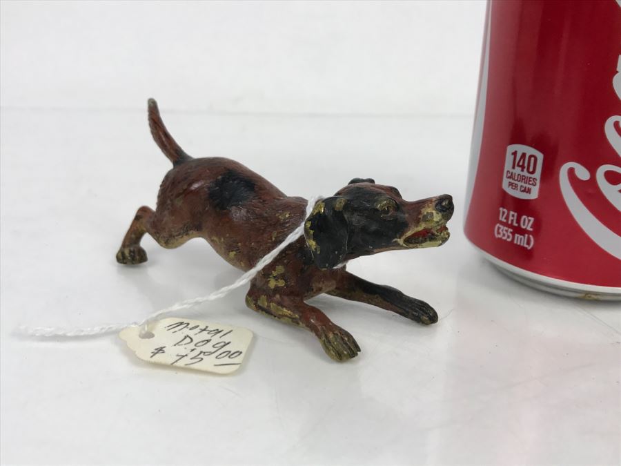 Old Hand Painted Metal Dog [Photo 1]