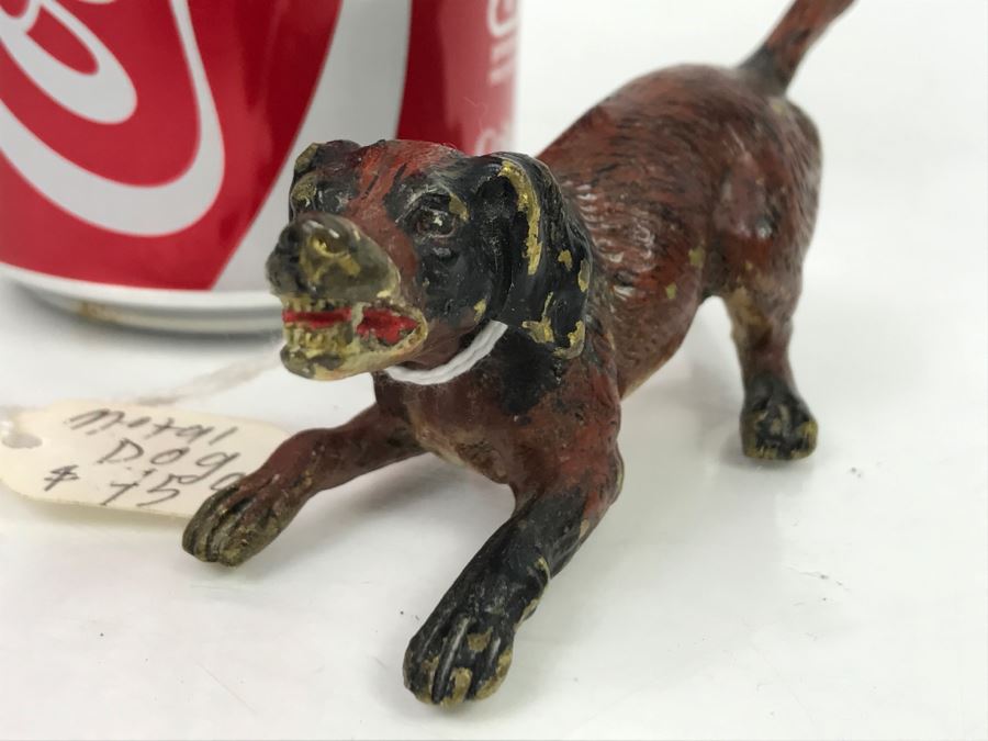 Old Hand Painted Metal Dog [Photo 18]