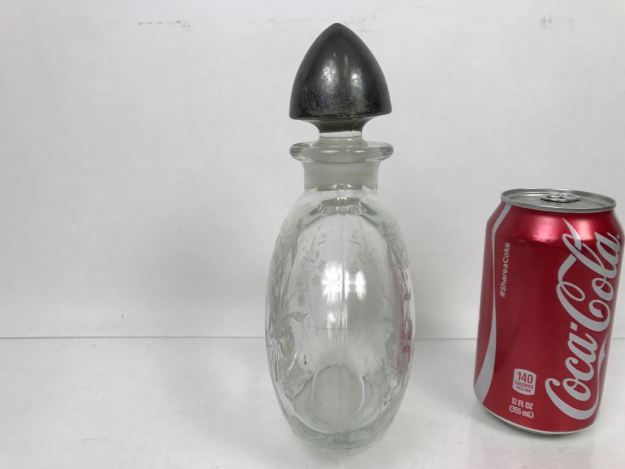 Cut Glass Decanter With Sterling Silver Stopper [Photo 8]