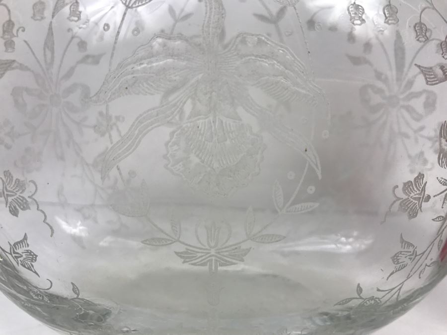 Cut Glass Decanter With Sterling Silver Stopper [Photo 4]