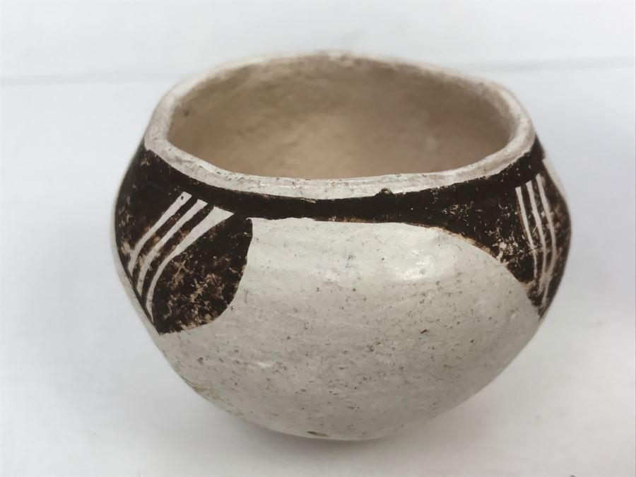 Vintage Signed Acoma Pottery Native American Pottery By M B New Mexico NM [Photo 4]