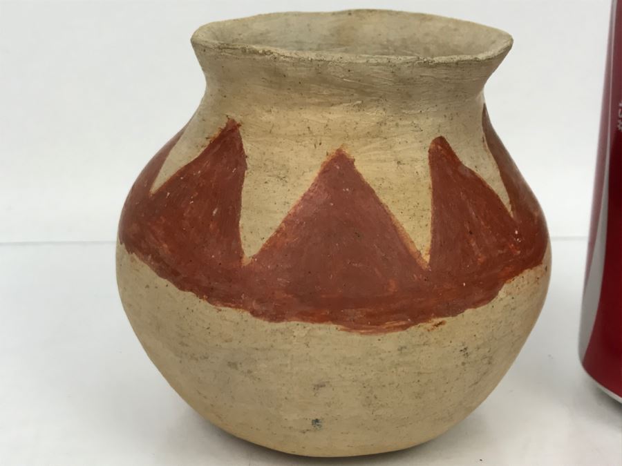 Vintage Pueblo Pottery Native American Bowl [Photo 5]