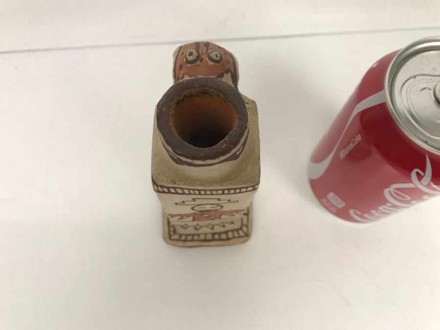 Vintage Pueblo Pottery Native American Vessel With Frog Painted On Handle [Photo 10]