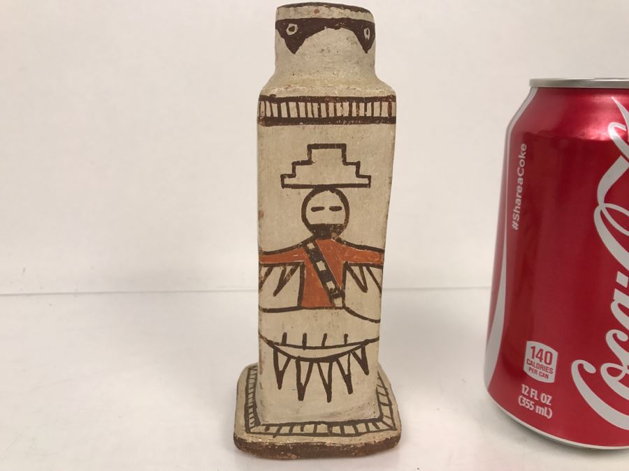 Vintage Pueblo Pottery Native American Vessel With Frog Painted On Handle [Photo 2]