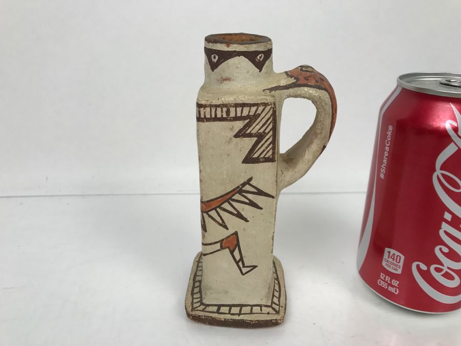 Vintage Pueblo Pottery Native American Vessel With Frog Painted On Handle [Photo 8]