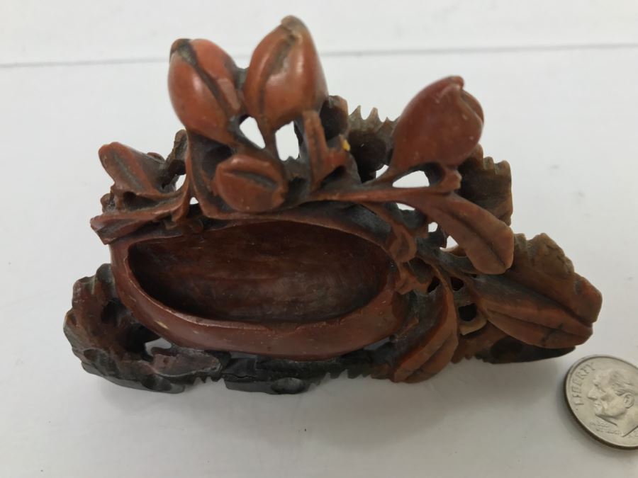 Small Asian Soapstone Carving [Photo 4]