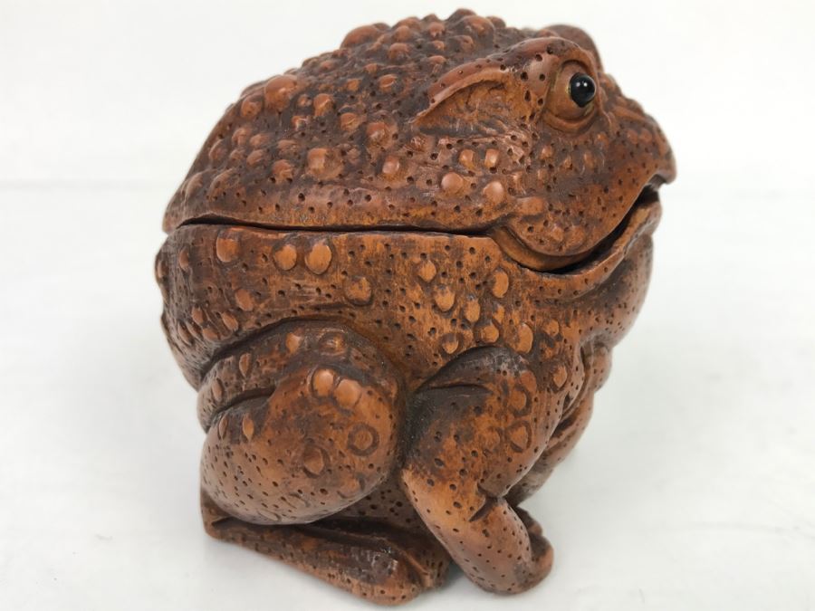Stunning Detailed Wood Carved Japanese Frog Trinket Box (See All Photos) [Photo 2]
