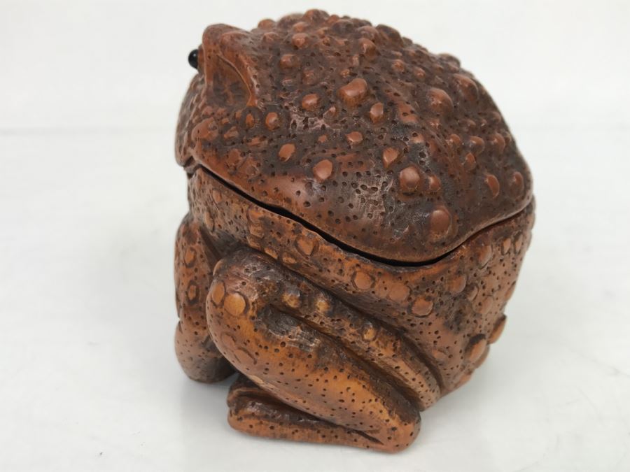 Stunning Detailed Wood Carved Japanese Frog Trinket Box (See All Photos) [Photo 12]