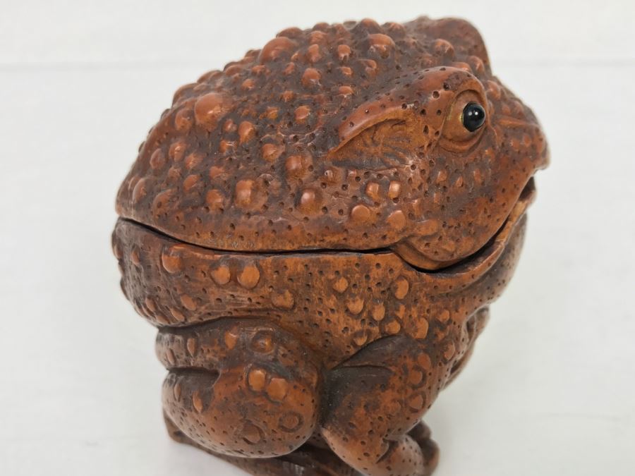 Stunning Detailed Wood Carved Japanese Frog Trinket Box (See All Photos) [Photo 9]