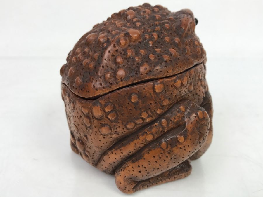 Stunning Detailed Wood Carved Japanese Frog Trinket Box (See All Photos) [Photo 10]