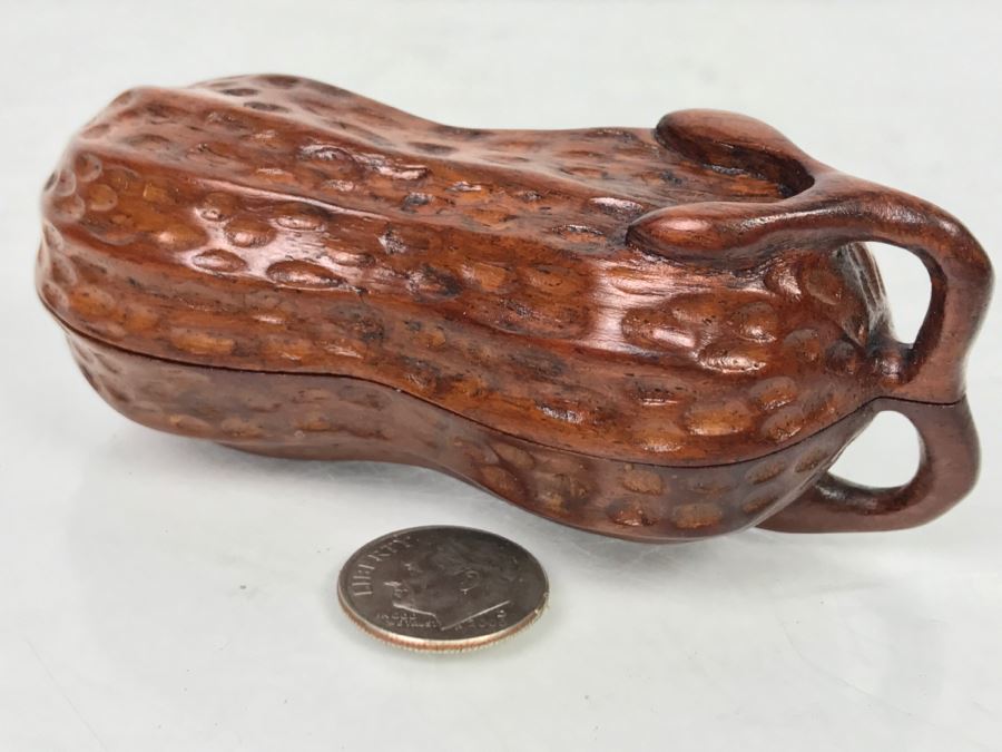Vintage Carved Wooden Nut Shell Trinket Box [Photo 4]
