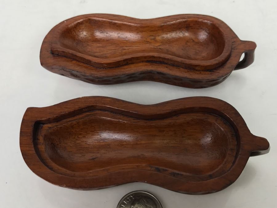 Vintage Carved Wooden Nut Shell Trinket Box [Photo 6]