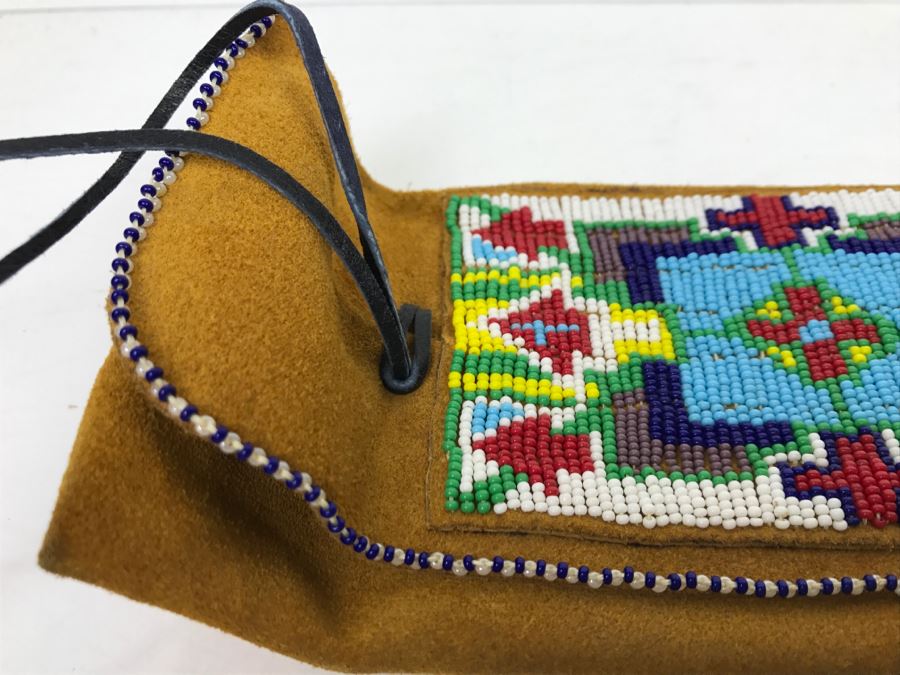 Leather Pouch With Native American Style Beads [Photo 4]