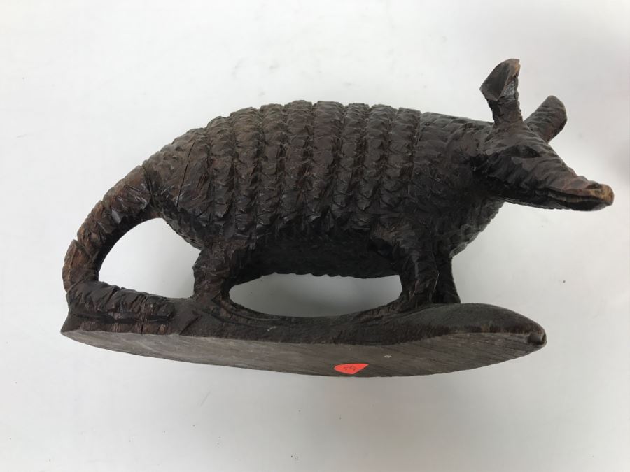 Vintage Armadillo Carved Wooden Sculpture [Photo 16]