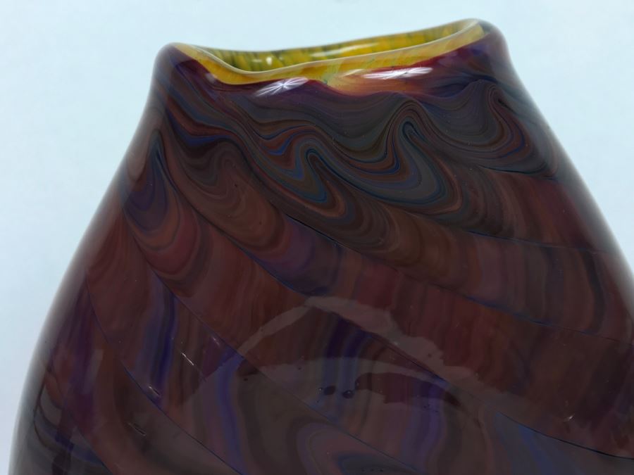 Art Glass Vase [Photo 3]