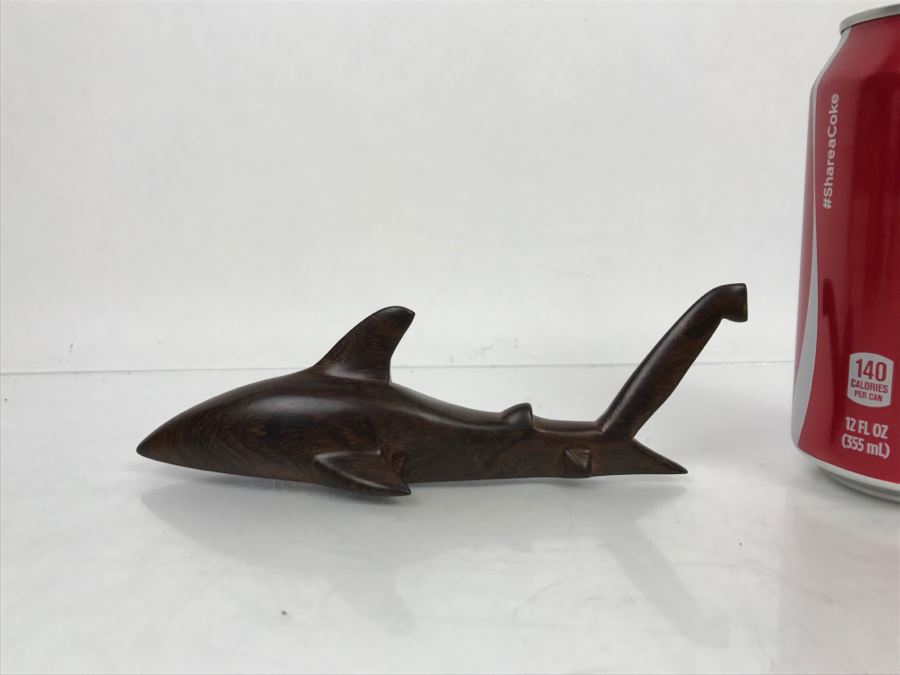 Mexican Seri People Carved Ironwood Thresher Shark [Photo 1]