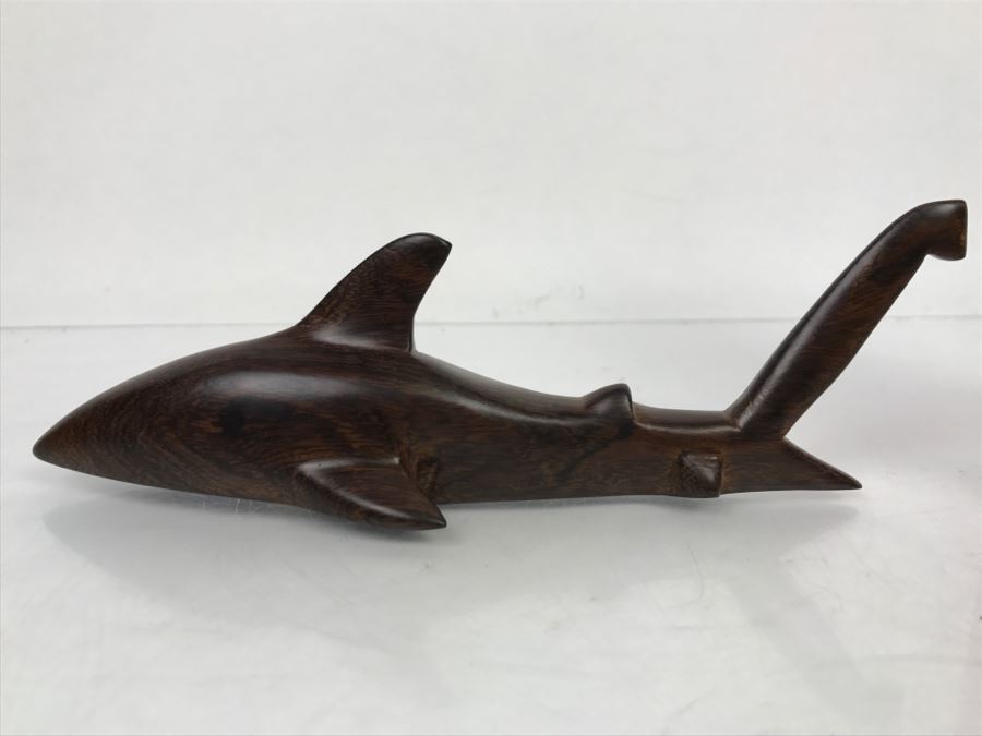 Mexican Seri People Carved Ironwood Thresher Shark [Photo 3]