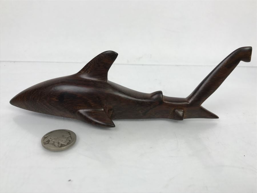Mexican Seri People Carved Ironwood Thresher Shark [Photo 4]