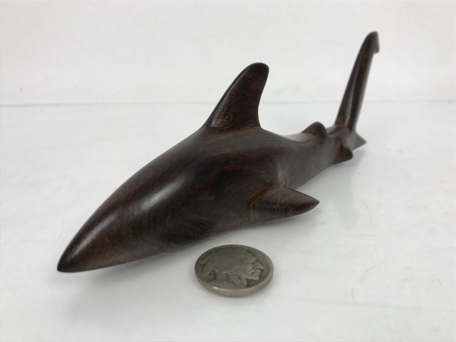 Mexican Seri People Carved Ironwood Thresher Shark [Photo 5]