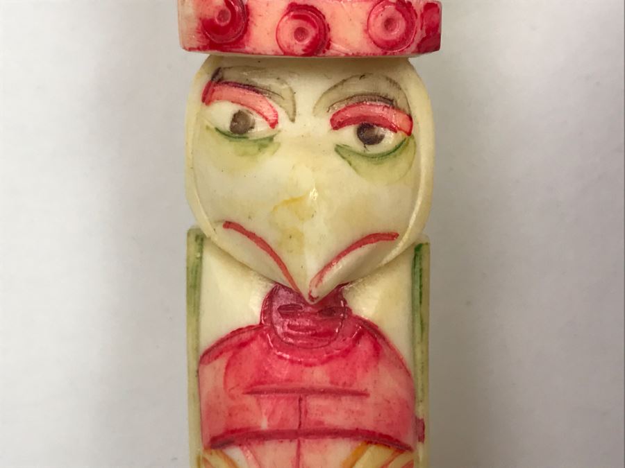 Small Totem Bone Carving Hand Painted [Photo 8]