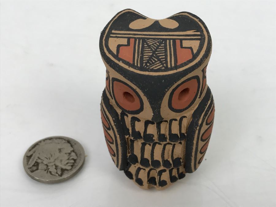 Vintage Signed Native American Pottery Of Owl By Maxine Toya Jemez Pueblo Pottery [Photo 3]